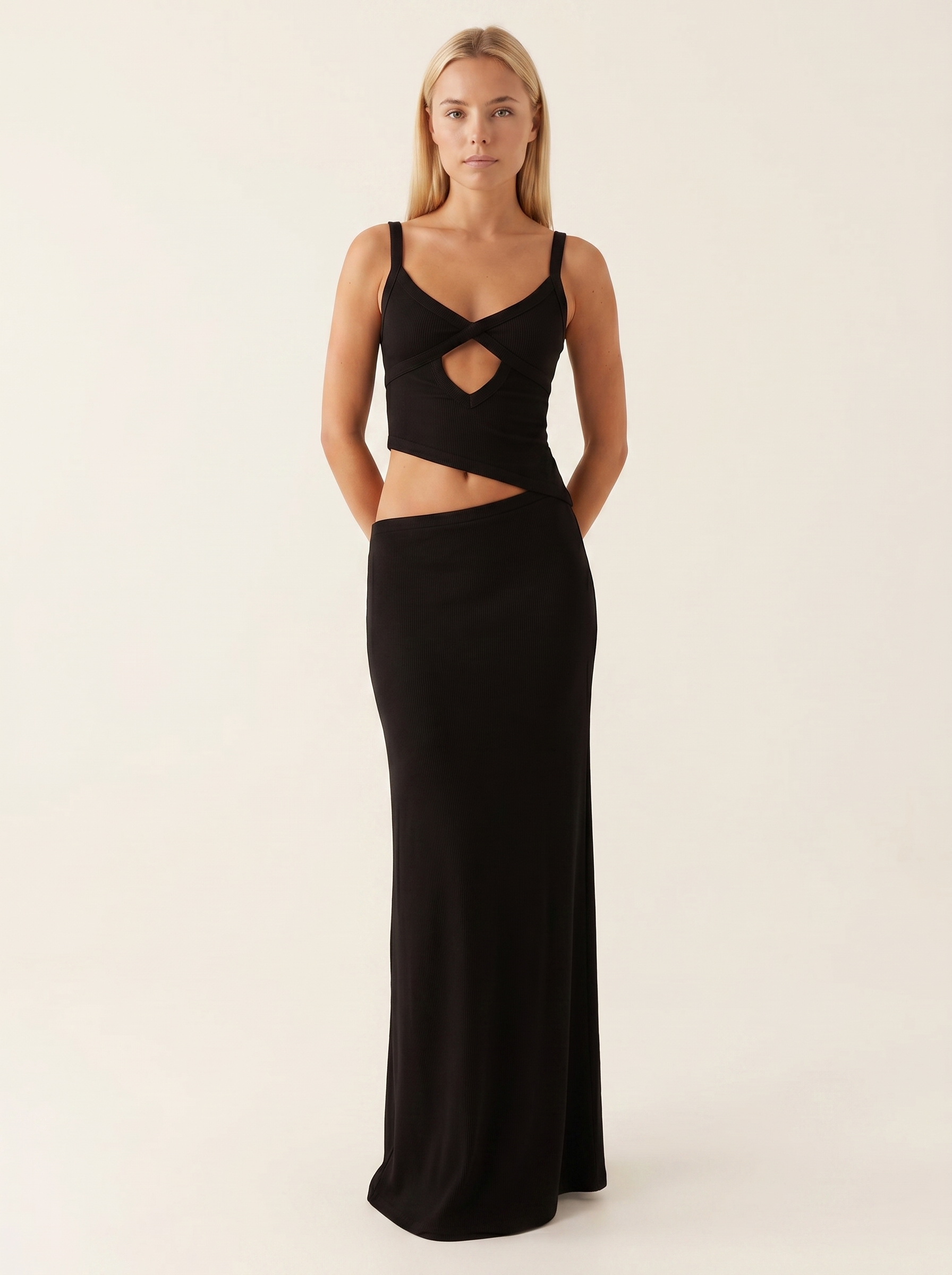 Women's Sleeveless Cutout Maxi Dress - V-Neck Tank Style