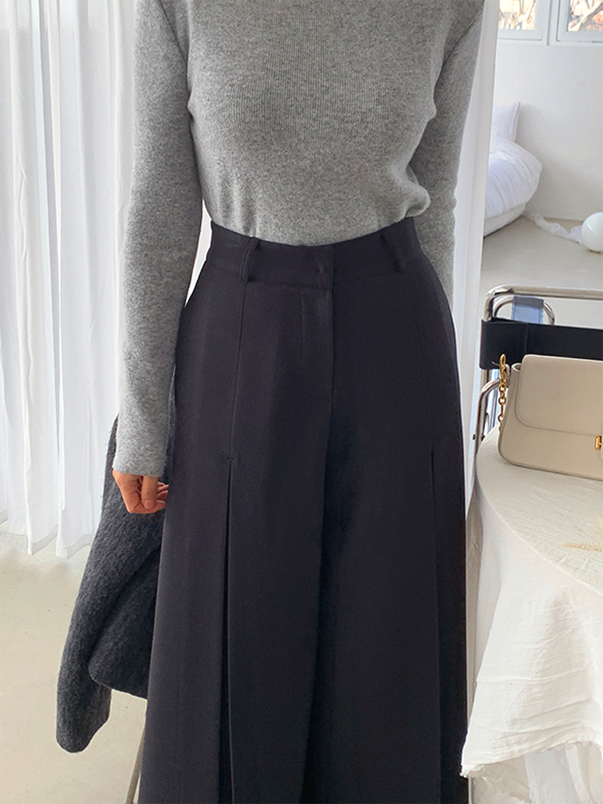 High Waist Pleated Pants with Side Pockets for Women, Regular Fit