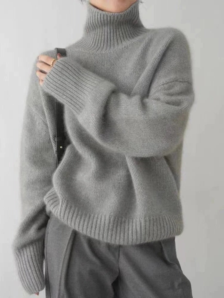 Merino Wool Turtleneck Pullover with High Collar and Medium Stretch