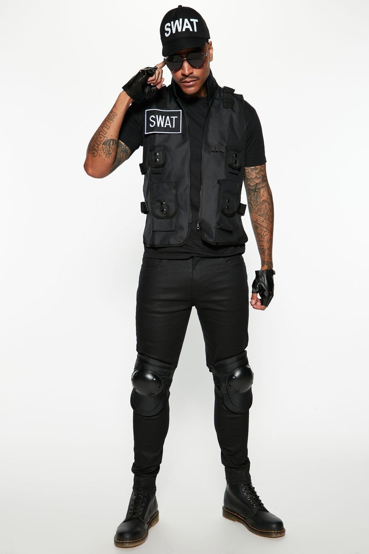 Four-Piece Tactical Costume Bundle with Vest and Fingerless Gloves