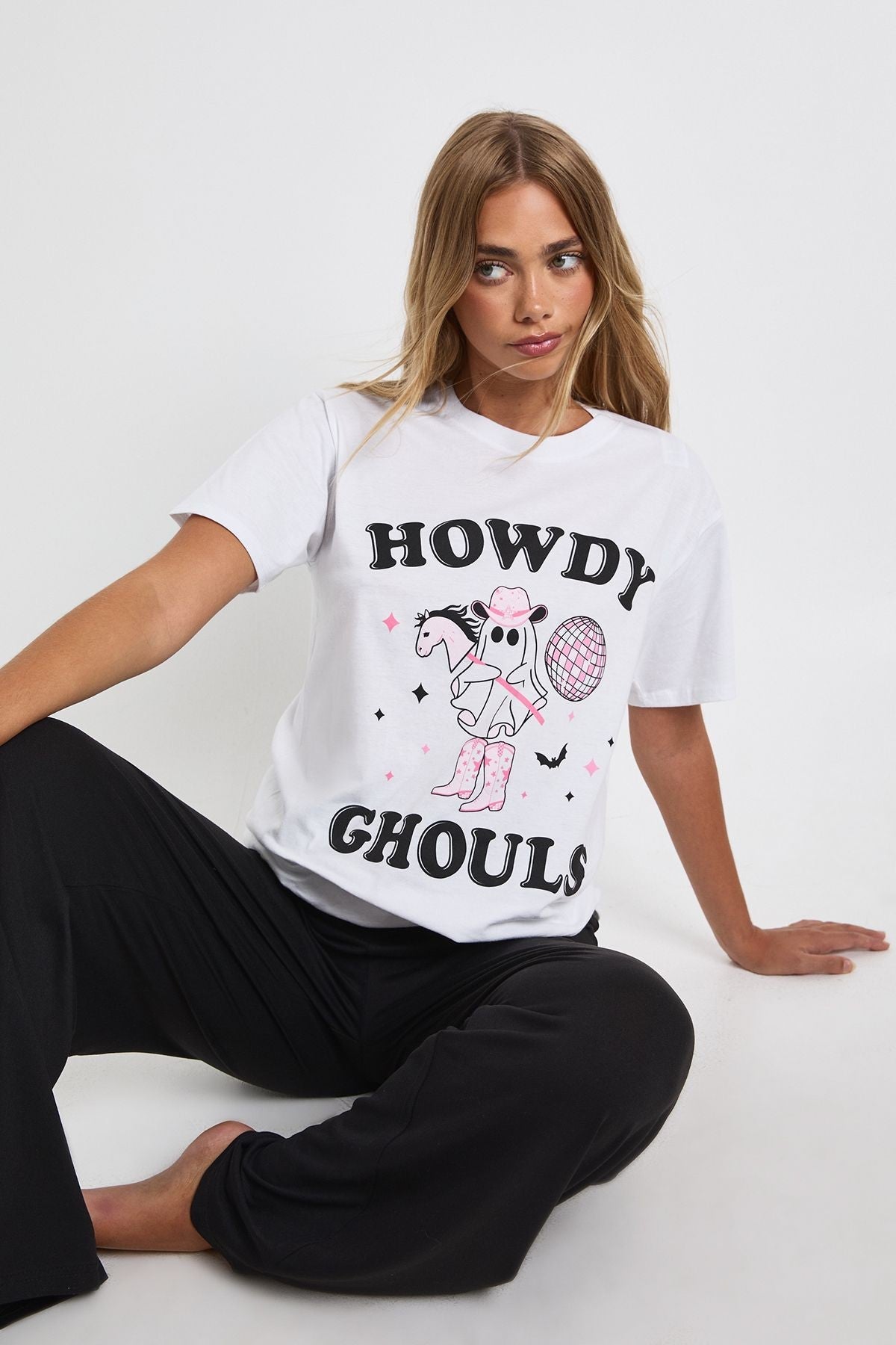 Ghost Print Two Piece Pajama Set with Short Sleeves and Wide Leg Trousers