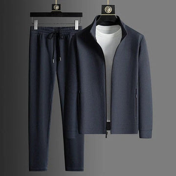 Men's Two Piece Tracksuit with Stretch Fabric and Athletic Fit for All Seasons