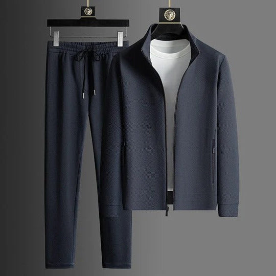 Men's Two Piece Tracksuit with Stretch Fabric and Athletic Fit for All Seasons