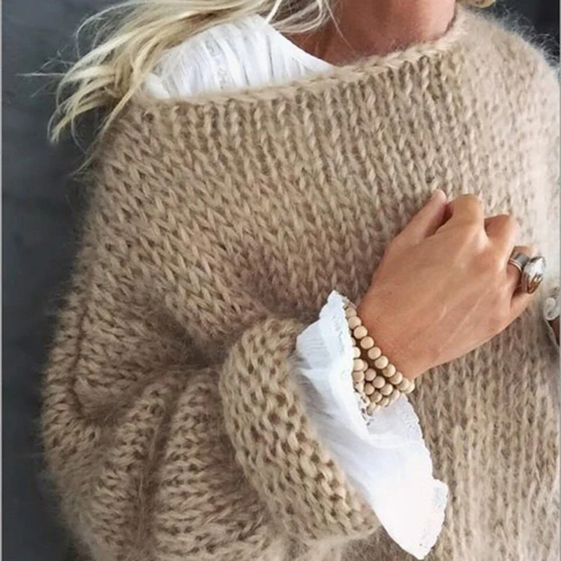 Merino Wool Pullover Sweater with Ribbed Edges and Temperature Regulation
