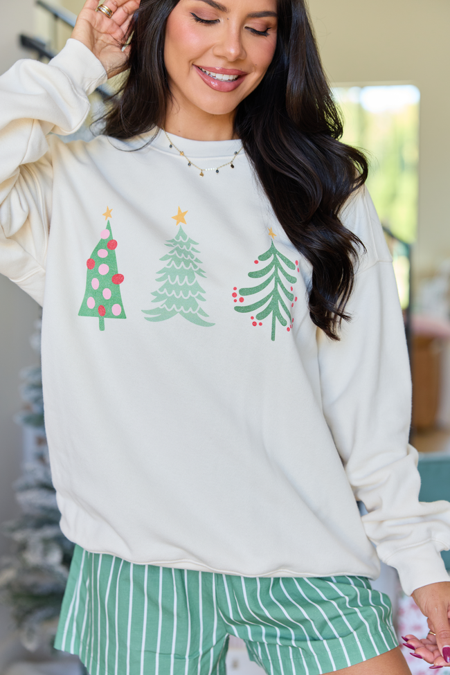 Oversized Pullover Sweatshirt with Christmas Tree Print and Cotton Blend