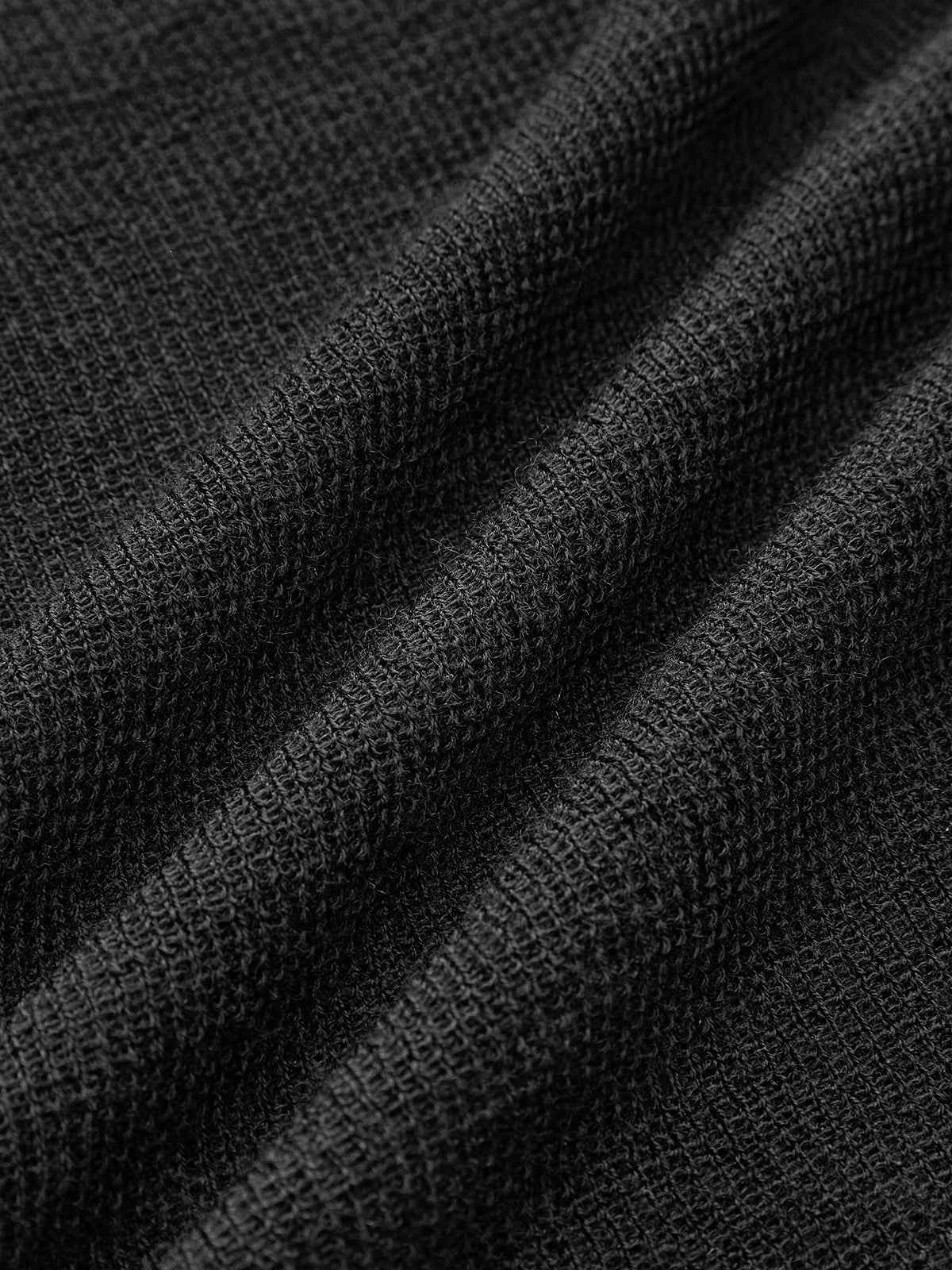 Wool Polyester Knit Top with Medium Stretch for Events and Everyday Wear