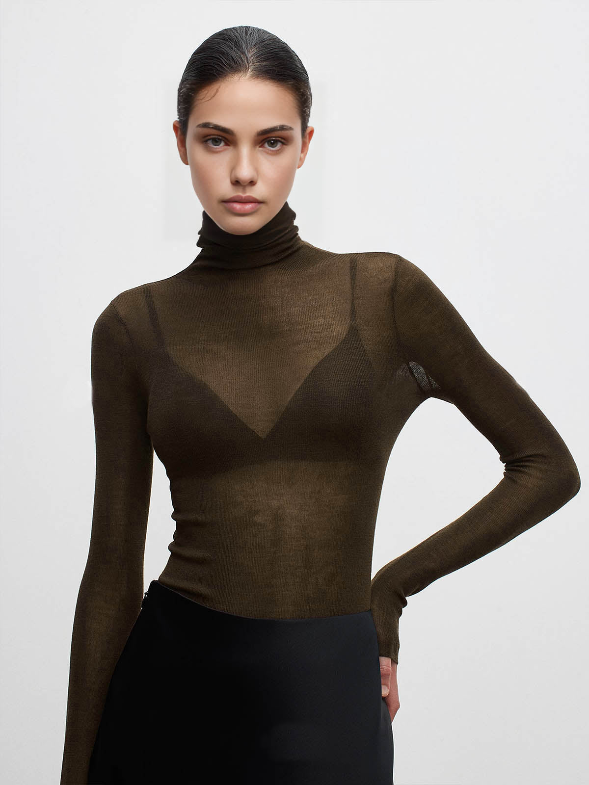 Wool Polyester Knit Top with Medium Stretch for Events and Everyday Wear
